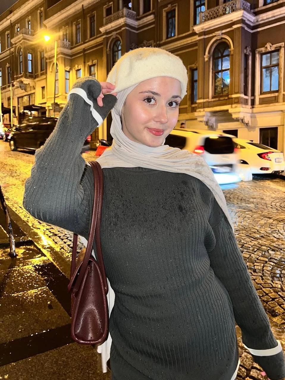 Günlük Manken Gibi Escort Bayan Hale