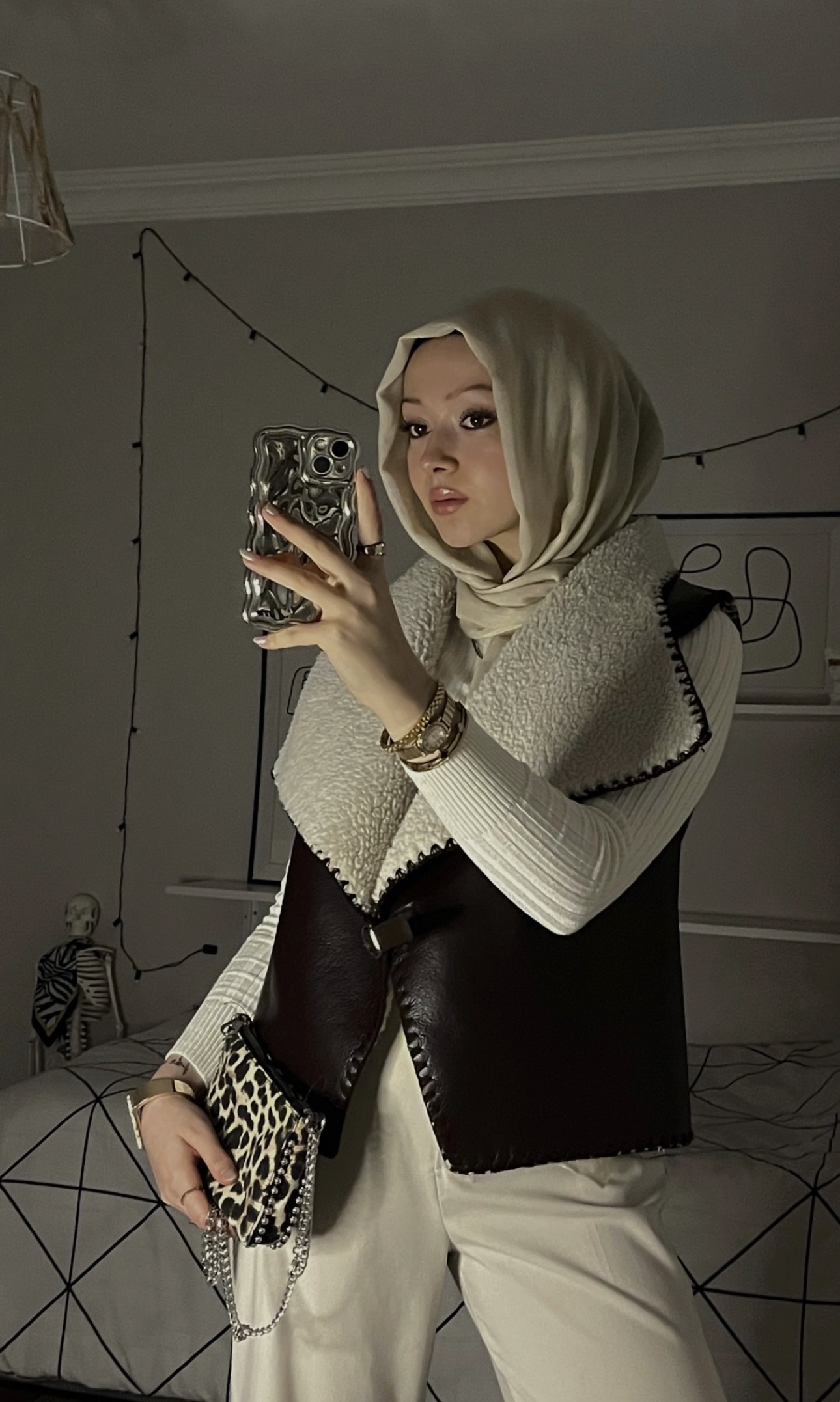 Akarca Başarıya Odaklanmış Kadın Bayan Escort Kadeh
